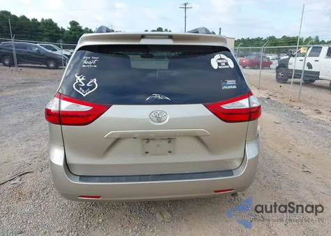 2015 Toyota Sienna Le from USA, damaged, VIN 5TDKK3DC8FS545085